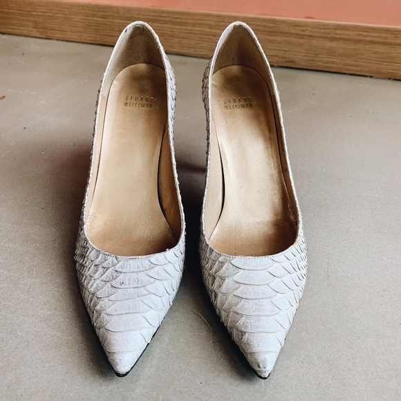 Stuart Weitzman "Nouveau" Python Pump - Picture 3 of 10